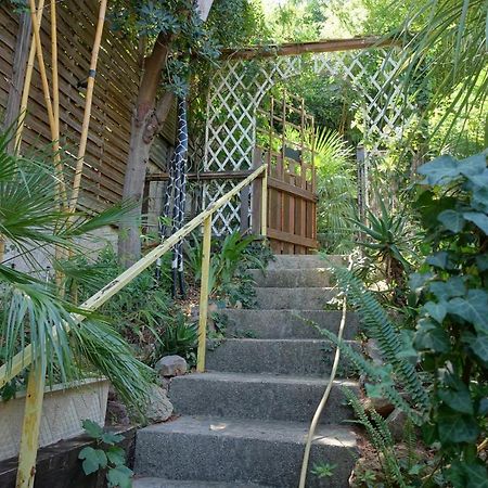Studio Grotte Des Fees Hyères Eksteriør billede