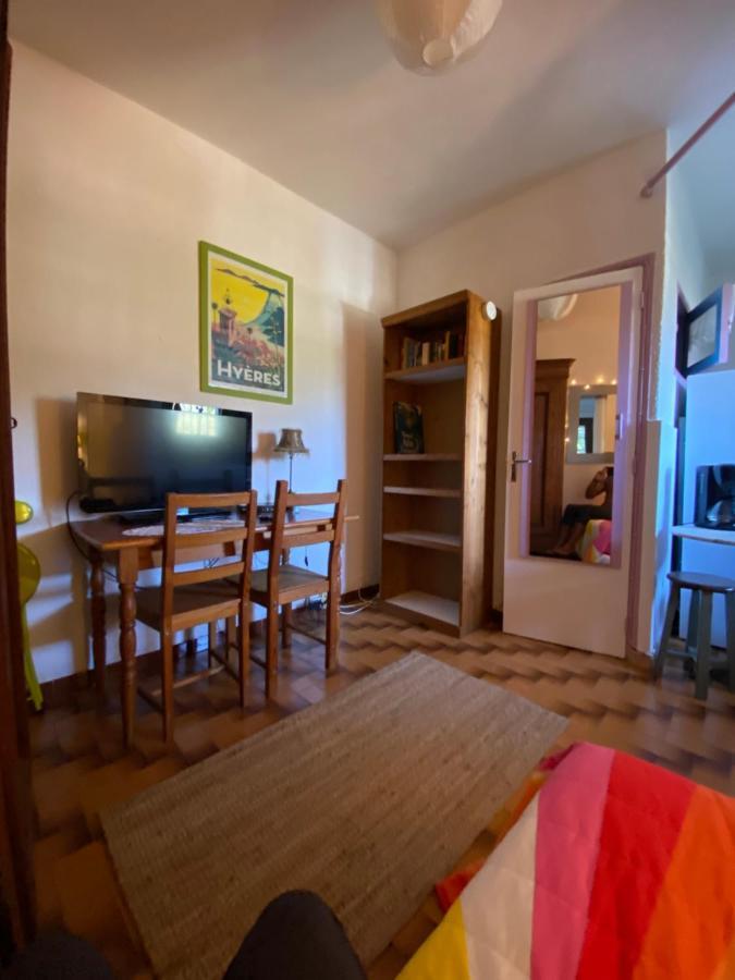 Studio Grotte Des Fees Hyères Eksteriør billede
